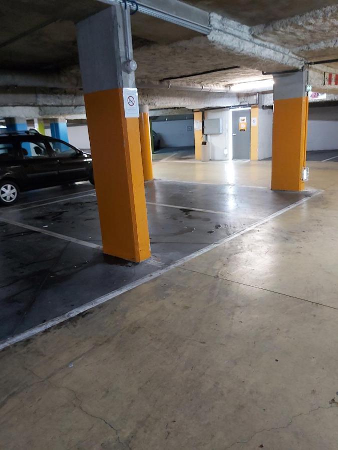 Hotelf1 Paris Porte De Montreuil Баньоле Екстер'єр фото